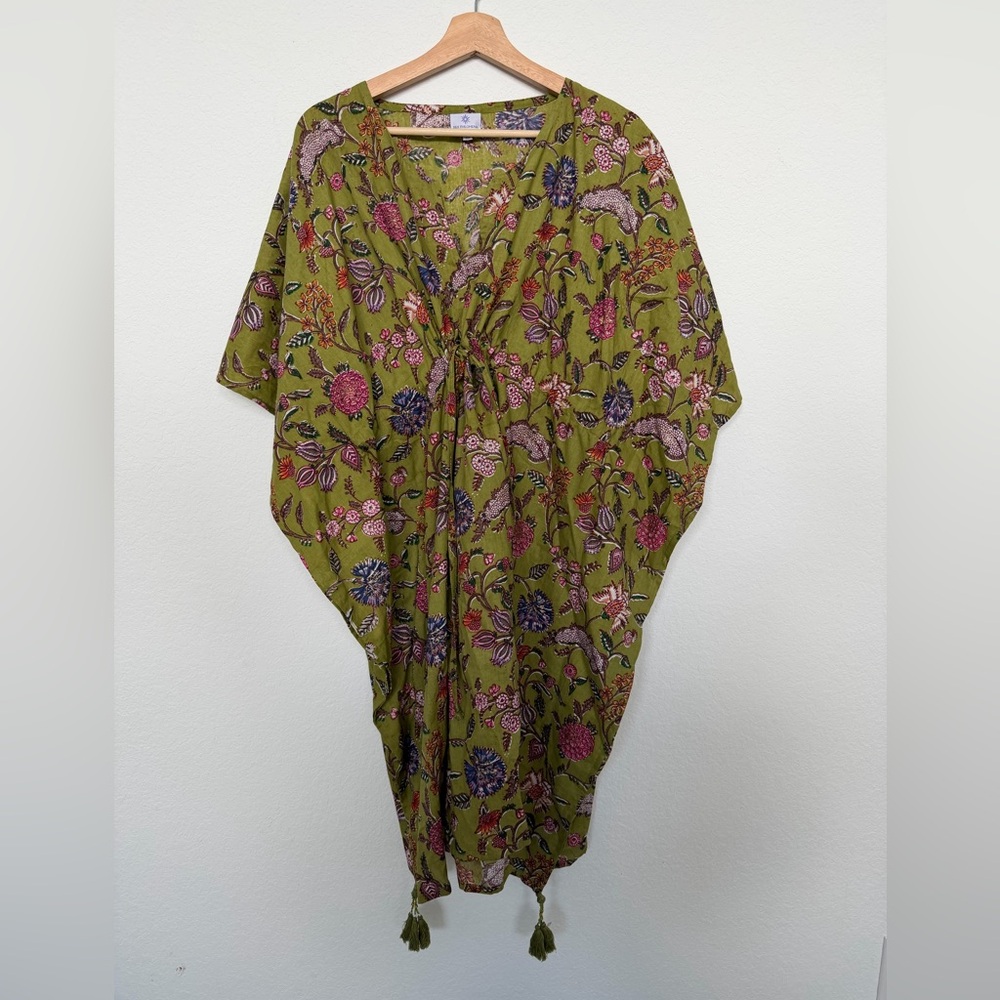 Pax Philomena Kaftan Floral One Size Bohemian Chic Spring Kafta Resortwear Green